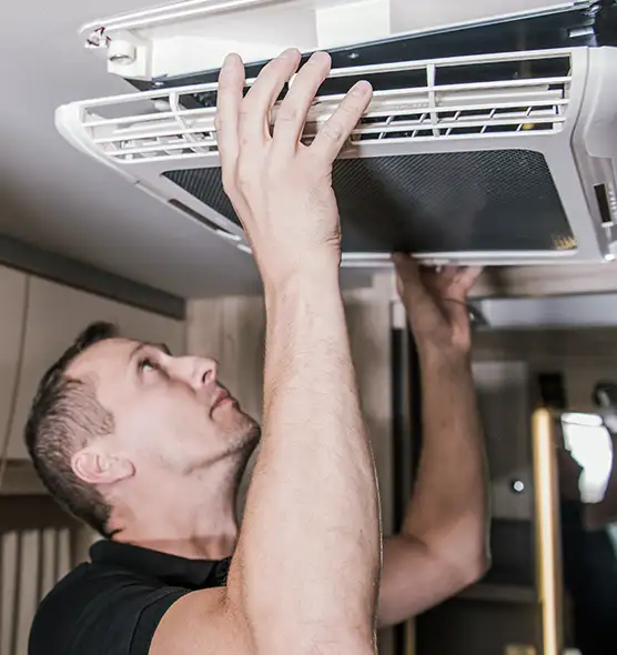  Professional Licensed And Insured Cleaners in Lake Ridge, VA